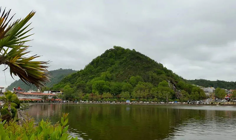 Lahijan Lake