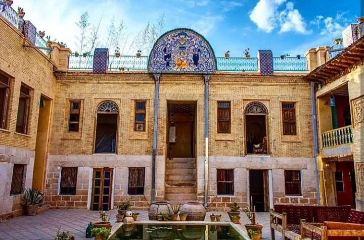 Dolat Saray-e-Masoumeh Soltan Hotel in Shiraz