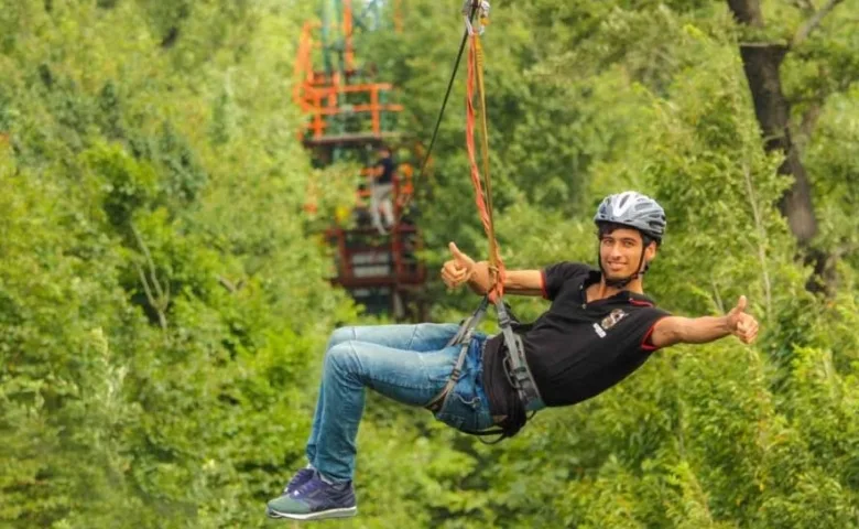 Hiking from Javaherdeh to Ramsar cable car