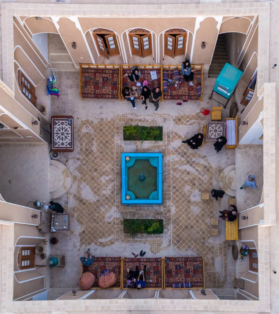 Local Living Experience with Samaneh in Ardakan