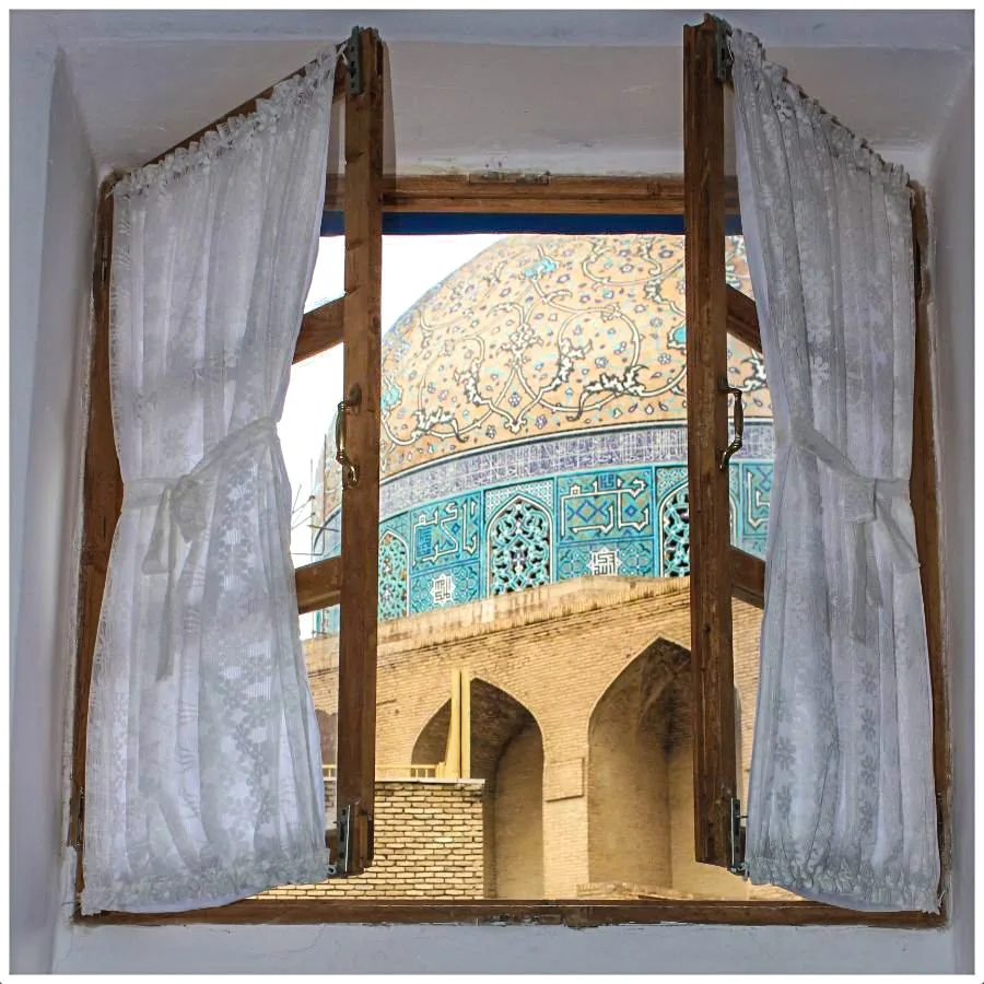 Sheikh Lotfollah Hotel, Isfahan